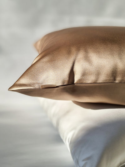 100% Natūralaus Mulberry Šilko pagalvės užvalkalas (50x70) + DOVANŲ ŠILKINĖ GUMELĖ